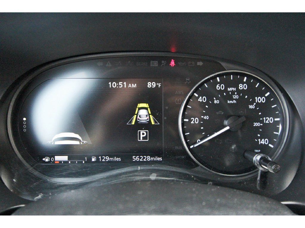 Used 2023 Nissan Kicks SR FWD image 10