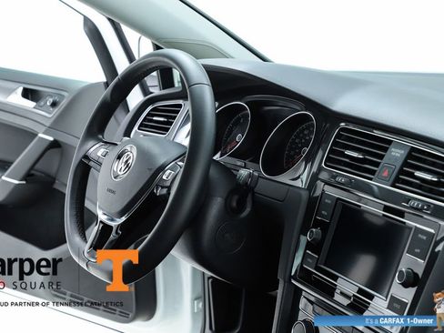 Used 2020 Volkswagen Golf 4-Door image 34