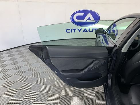 Used 2023 Tesla Model 3 Standard Range RWD image 27