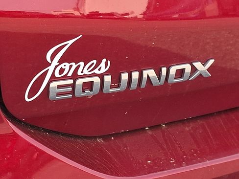 Certified 2023 Chevrolet Equinox LT AWD/4WD image 32