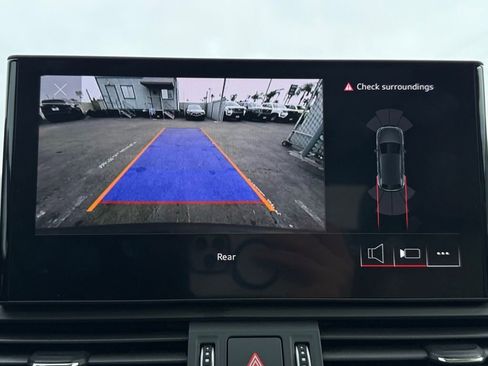 Used 2022 Audi Q5 2.0T Premium image 32