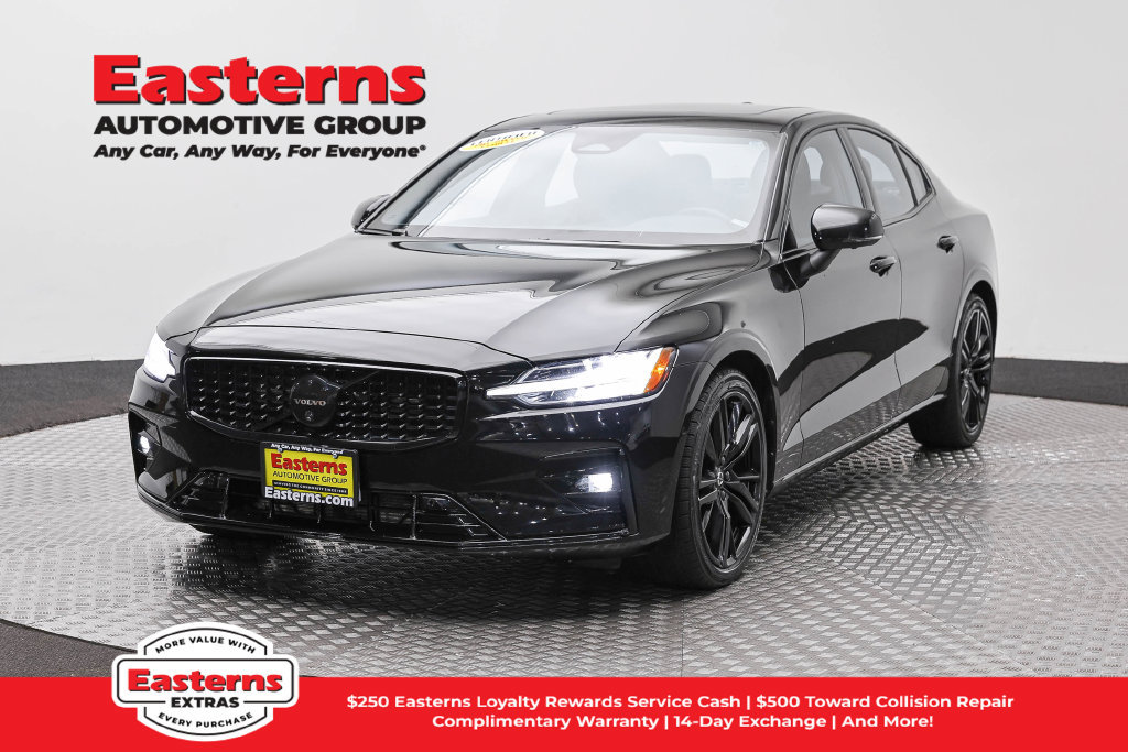 Used 2024 Volvo S60 B5 Plus FWD image 1