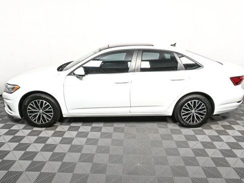 Used 2021 Volkswagen Jetta SE image 28