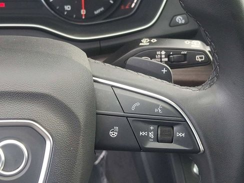 Certified 2023 Audi Q5 Premium w/ Convenience Package image 18