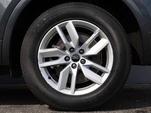 Used 2023 Audi Q5 2.0T Premium w/ Convenience Package image 13