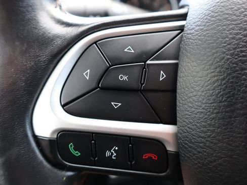 Used 2018 Jeep Compass Trailhawk AWD/4WD image 29