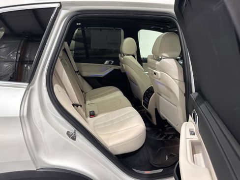 Used 2019 BMW X5 xDrive40i w/ Executive Package AWD/4WD image 71