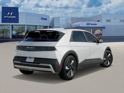 New 2025 Hyundai Ioniq 5 SEL image 4