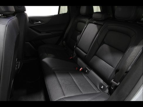 Certified 2025 Chevrolet Equinox LT w/ Convenience Package II AWD/4WD image 18