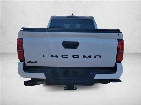 Used 2025 Toyota Tacoma TRD Sport AWD/4WD image 6