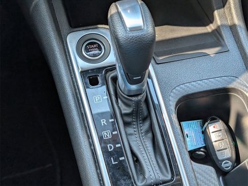 Certified 2022 Nissan Sentra SV image 27