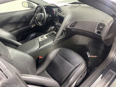 Used 2017 Chevrolet Corvette Stingray Coupe w/ Battery Protection Package RWD image 4