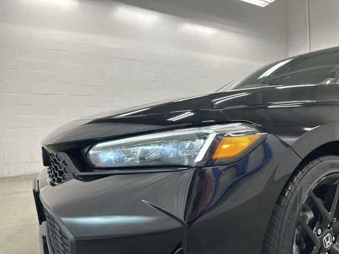Used 2025 Honda Civic Sport image 31