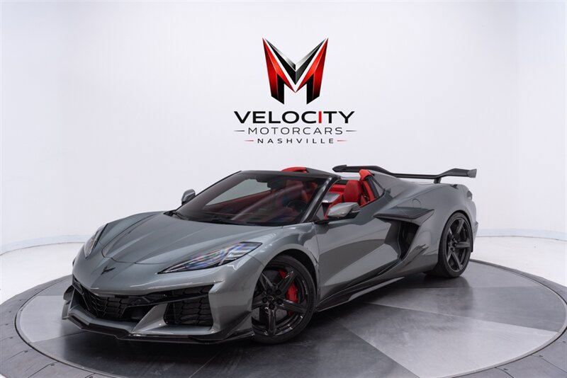 Used 2023 Chevrolet Corvette Z06 w/ Z07 Performance Package RWD image 1