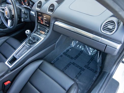 Used 2022 Porsche 718 Cayman GTS image 58