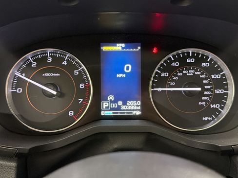 Used 2023 Subaru Crosstrek 2.5i Limited w/ Moonroof Package AWD/4WD image 19