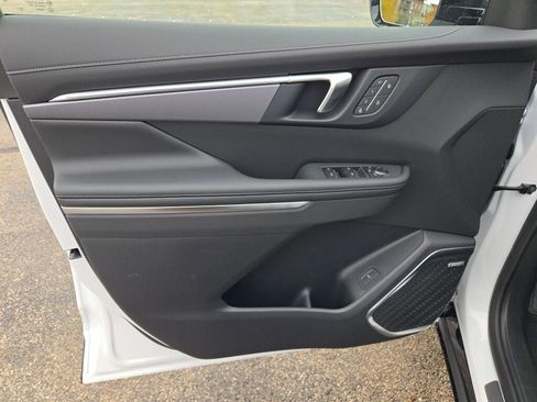 New 2026 Buick Enclave Sport Touring w/ Power Package image 23