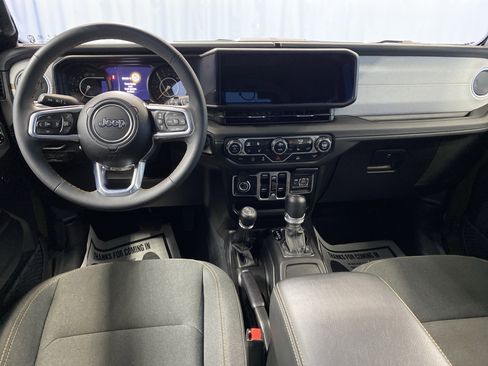 Certified 2024 Jeep Wrangler Sahara image 27