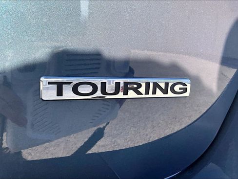 New 2026 Honda Odyssey Touring image 9