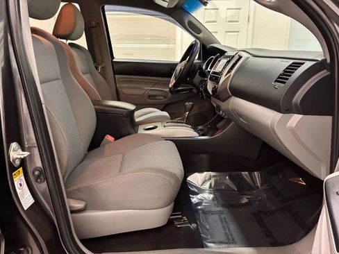 Used 2014 Toyota Tacoma 4x4 Double Cab w/ TRD Sport Package image 58