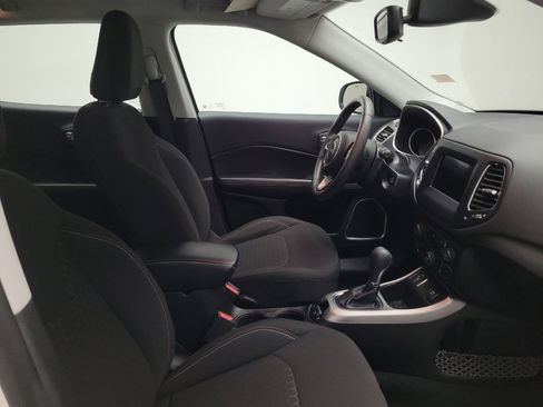 Used 2021 Jeep Compass Sport image 21