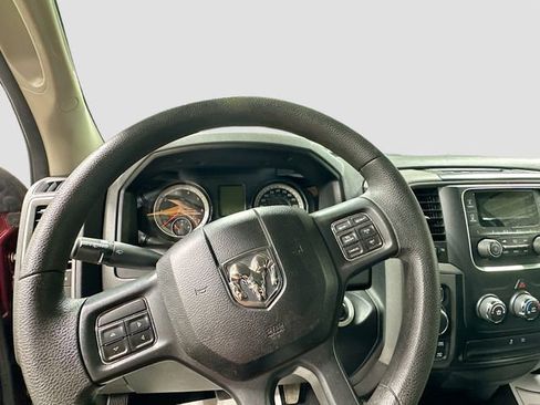 Used 2017 RAM 1500 Express image 13