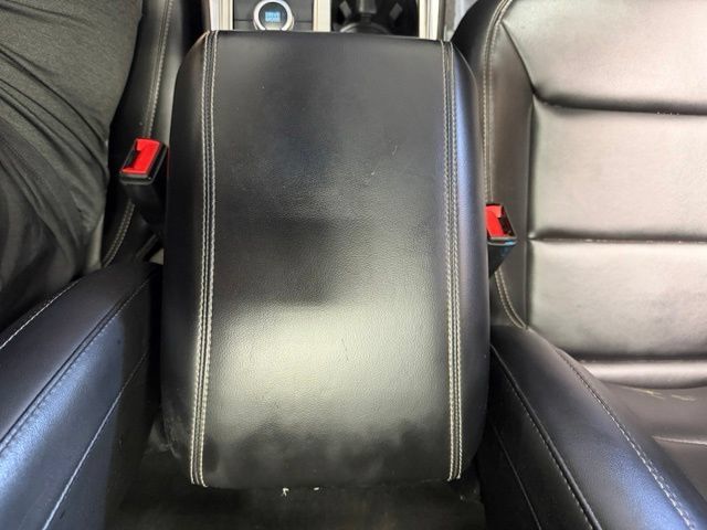 Used 2023 Ford Explorer XLT w/ Equipment Group 202A AWD/4WD image 43