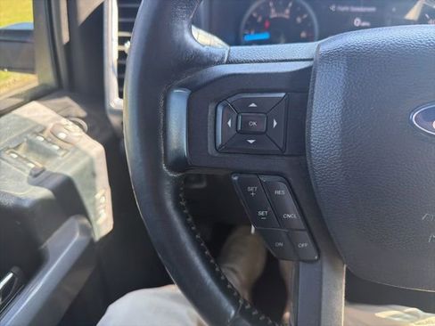 Used 2017 Ford F150 XLT w/ Equipment Group 301A Mid AWD/4WD image 41