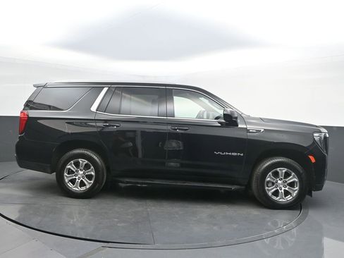 Used 2023 GMC Yukon SLE w/ Gmc Pro Safety Plus Package image 8