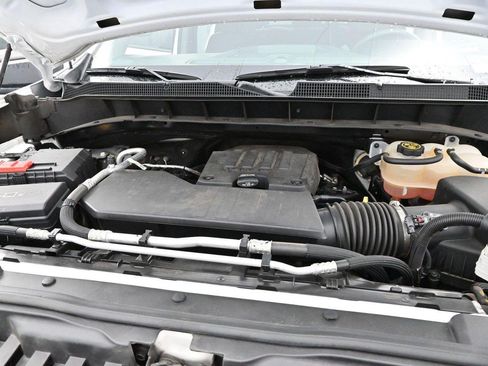 Used 2022 Chevrolet Silverado 1500 Custom w/ Safety Confidence Package RWD image 31