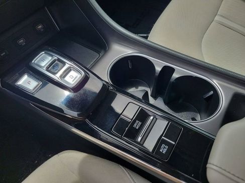 Used 2021 Hyundai Sonata SEL FWD image 16