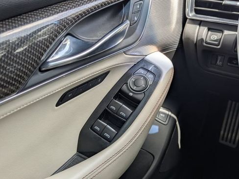 Used 2023 Cadillac CT5 V w/ Premium Package RWD image 12