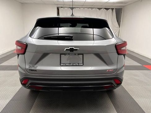 New 2026 Chevrolet Trax RS w/ Driver Confidence Package FWD image 5