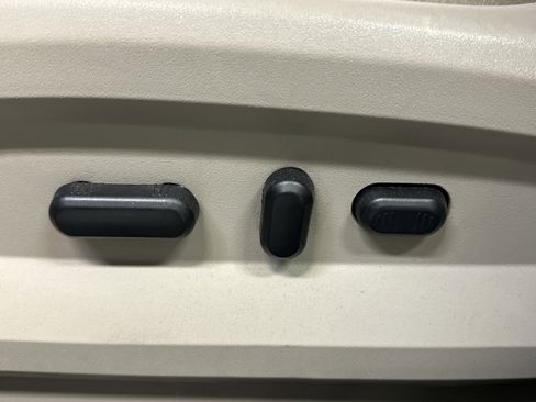 Used 2013 Ford Edge SEL image 20