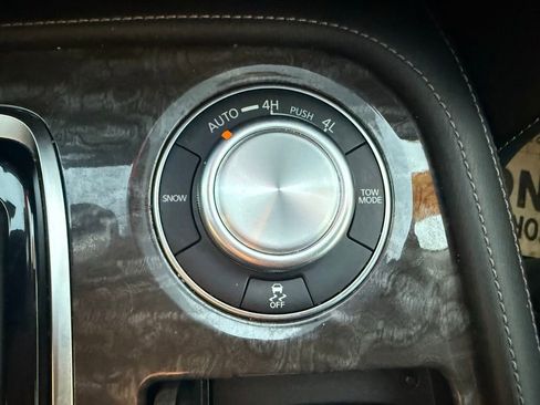 Used 2021 Nissan Armada Platinum w/ Captain's Chairs Package image 29