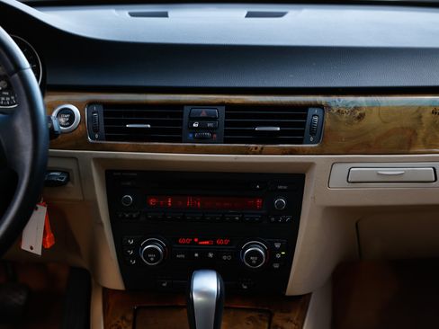 Used 2007 BMW 328i Sedan image 36