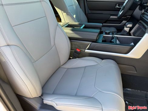New 2026 Toyota Tundra SR5 AWD/4WD image 11