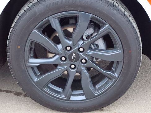 Certified 2023 Chevrolet Equinox RS w/ RS Leather Package image 17