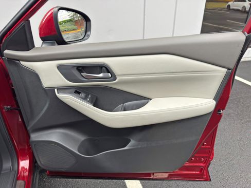 Used 2023 Nissan Rogue SL w/ SL Premium Package FWD image 42