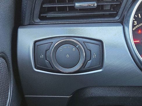 Used 2022 Ford Mustang Premium image 29