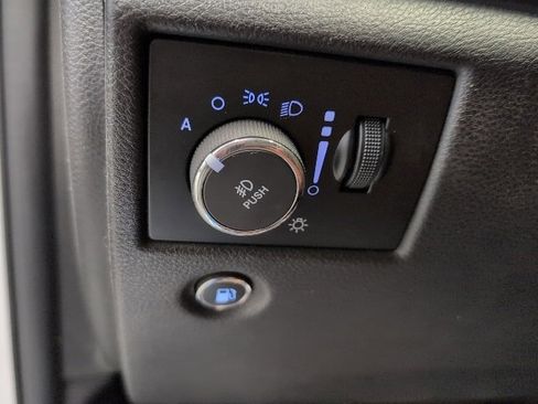 Used 2017 Jeep Grand Cherokee Summit image 19