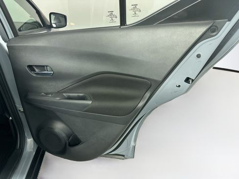 Used 2023 Nissan Kicks SV FWD image 30