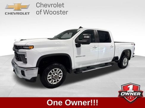 Used 2025 Chevrolet Silverado 2500 LT w/ Convenience Package AWD/4WD image 1