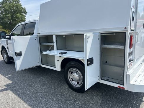 Used 2023 Ford F250 XL RWD image 27