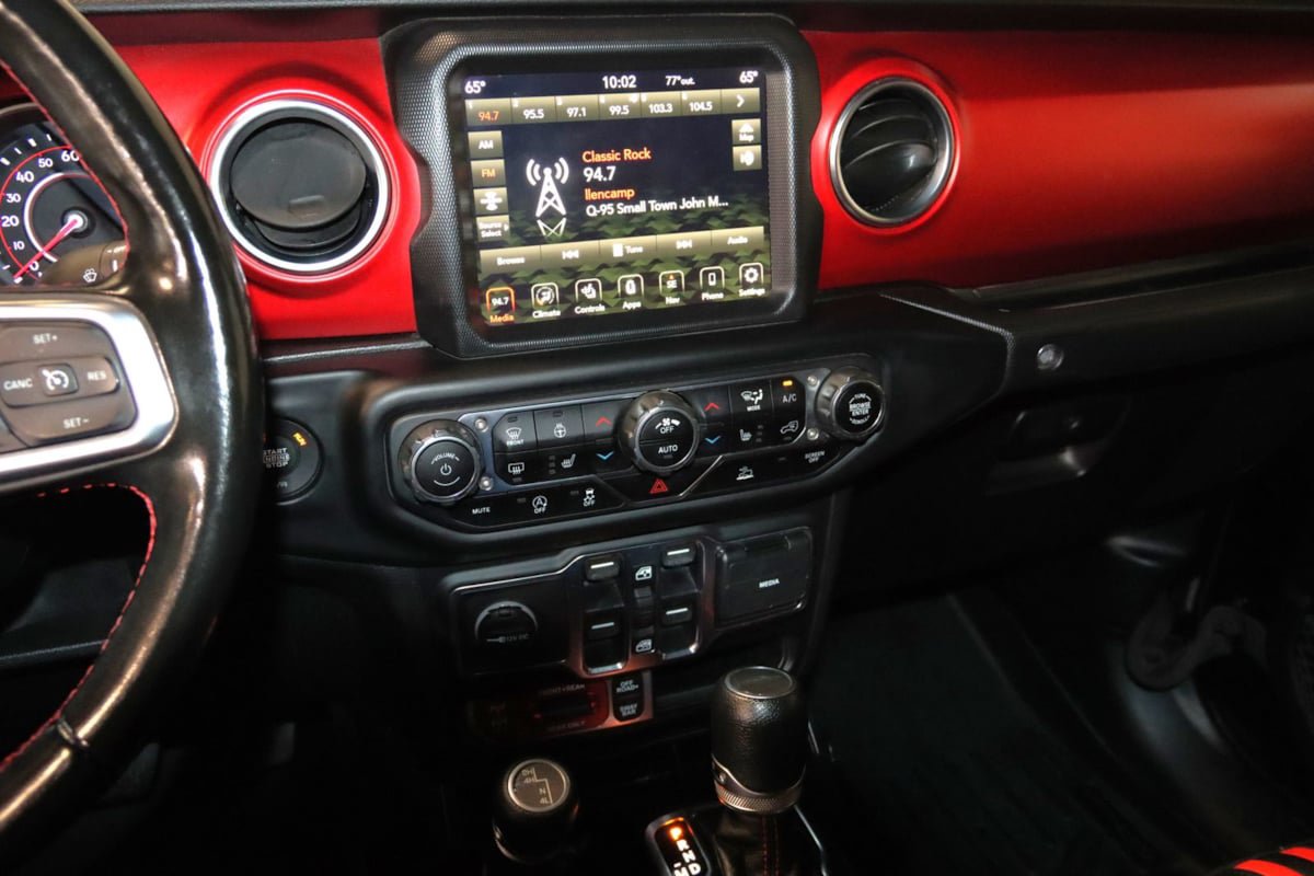 Used 2021 Jeep Gladiator Rubicon w/ Dual Top Group AWD/4WD image 58