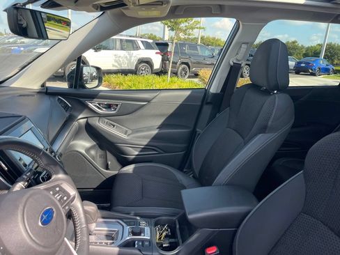 Certified 2022 Subaru Forester Premium w/ Popular Package #1 AWD/4WD image 18
