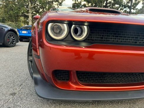 Used 2023 Dodge Challenger SRT Hellcat w/ Driver Convenience Group image 11
