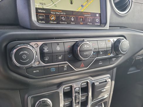 Used 2022 Jeep Wrangler Unlimited Sahara w/ Cold Weather Group image 22