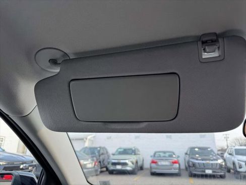 Used 2024 Chevrolet Equinox LT image 26