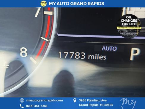 Used 2023 Nissan Rogue SV AWD/4WD image 18